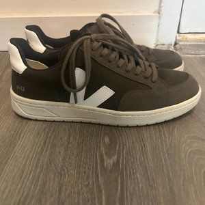 V-12 VEGAN B-MESH OLIVE WHITE